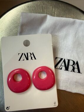 ZARA  Hot Pink Donut Stud Earrings and bag